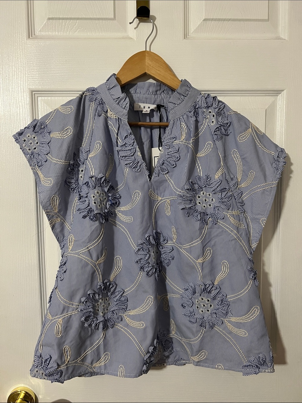 NWT THML Blouse Top Shirt Medium Blue - Picture 1 of 10